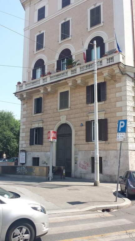 Roma Resort Colosseum Pokoj fotografie